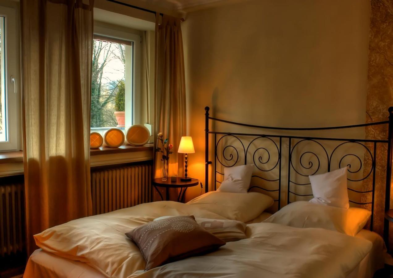 Alte Brauerei Kasbachtal Hotel Екстериор снимка